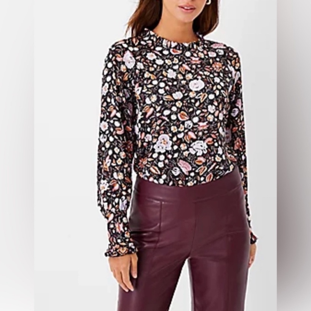 Ann Taylor Black Floral Long-Sleeve Blouse
